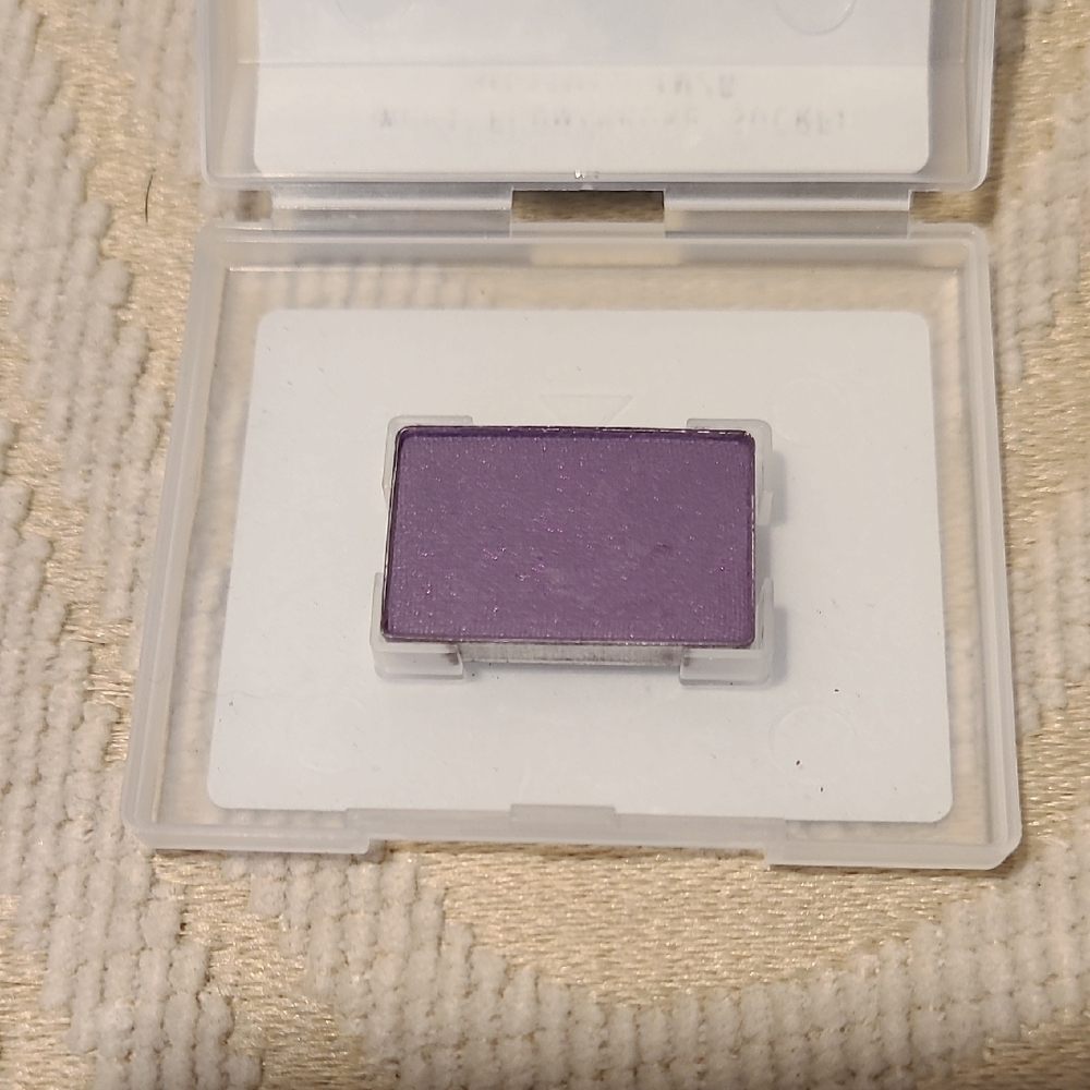 Mary Kay Iris Mineral Eyeshadow